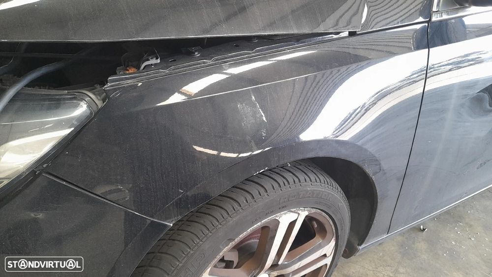 Guarda-lamas esquerdo PEUGEOT 308 SW II - 1