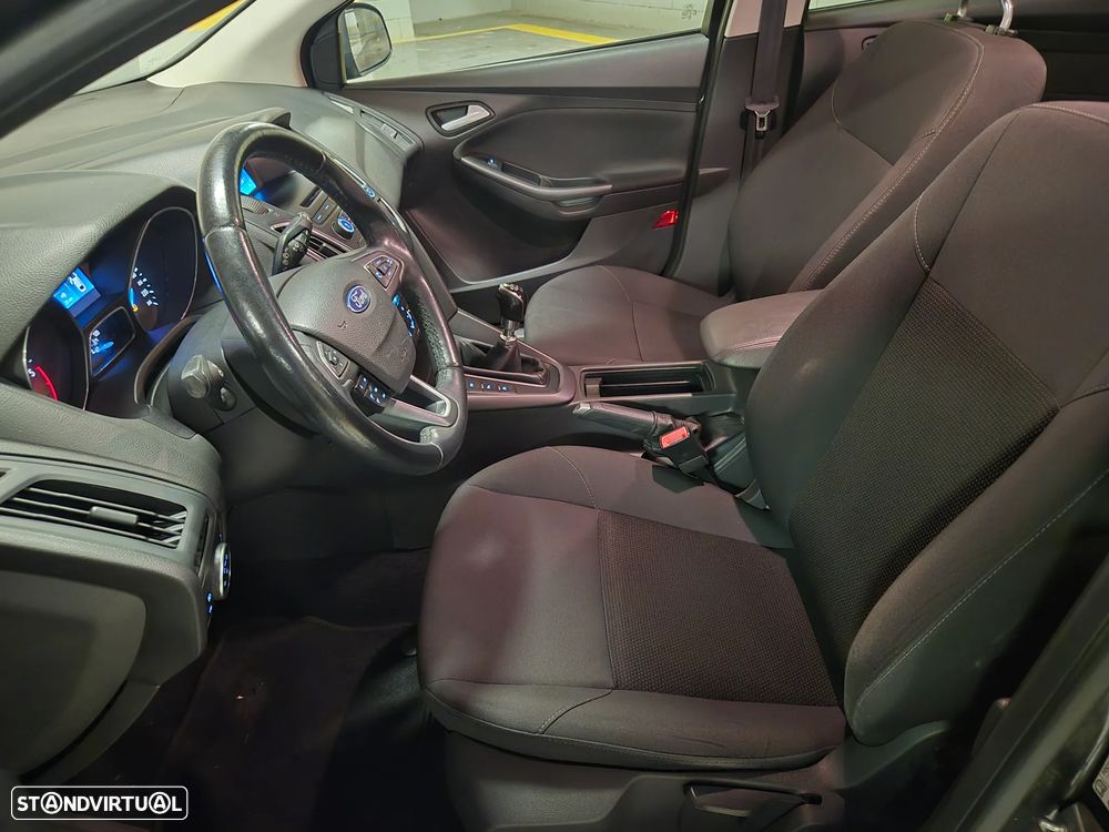 Ford Focus SW 1.5 TDCi Trend+ - 31