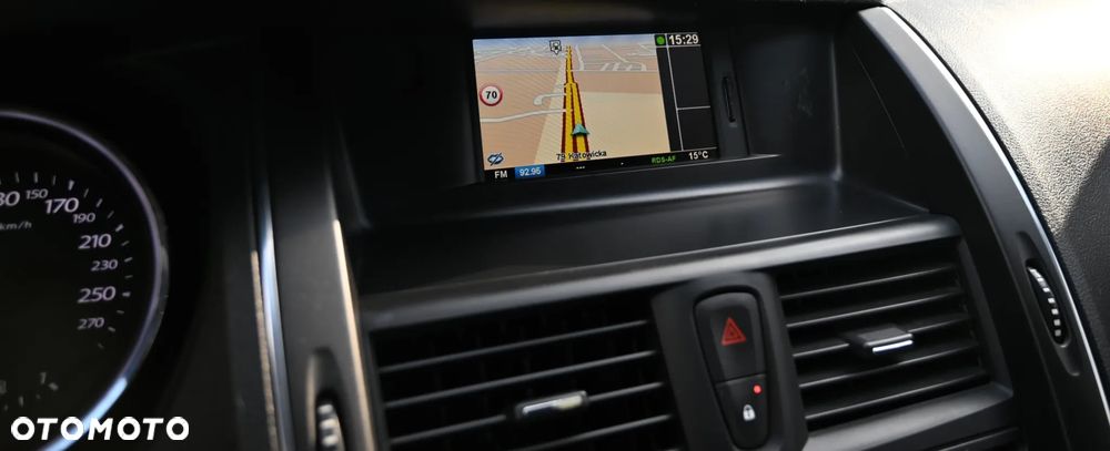 Renault Latitude - 26