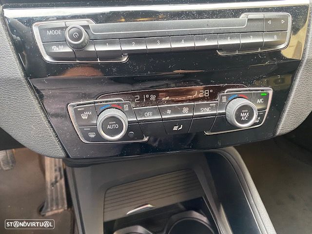 BMW X1 16 d sDrive Line Sport - 28