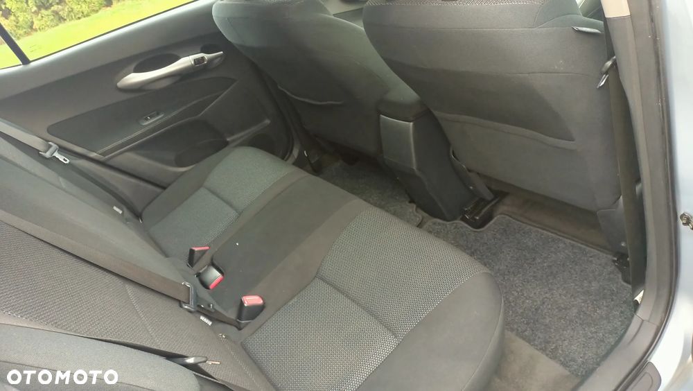 Toyota Auris 1.8 HSD Luna - 20