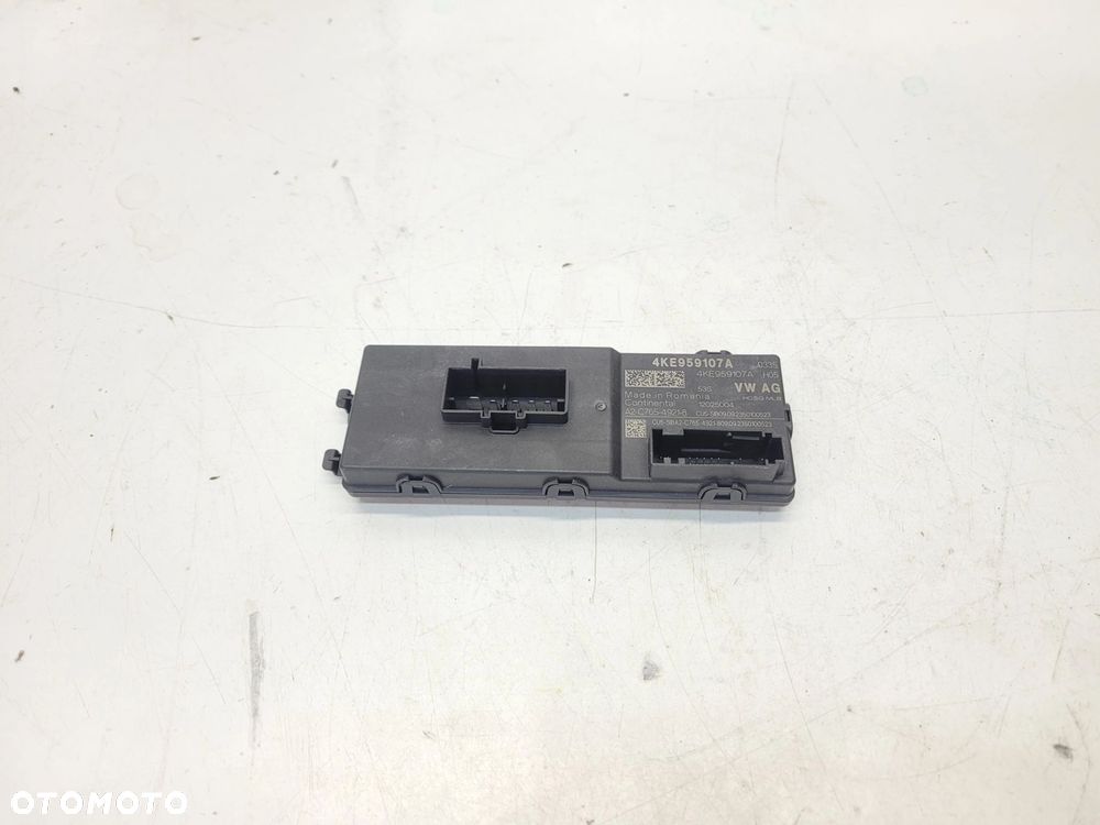 MODUŁ STEROWNIK KLAPY BAGAŻNIKA AUDI Q4 E-TRON 4KE959107A - 1