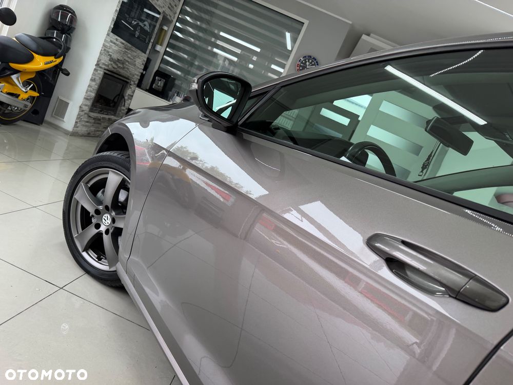 Volkswagen Golf 1.4 TSI BMT Highline - 15