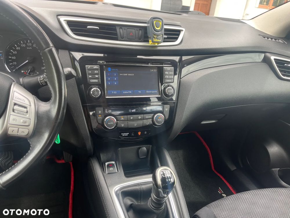 Nissan Qashqai 1.2 DIG-T N-Vision - 10