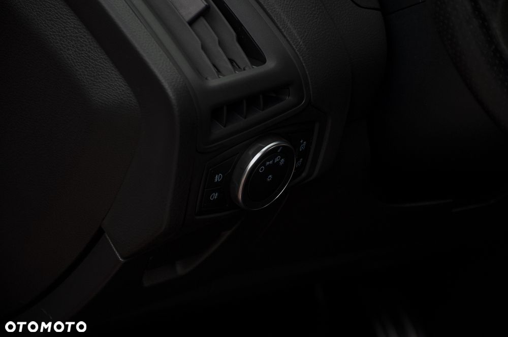 Ford Focus 1.5 EcoBoost Start-Stopp-System ST-LINE - 37