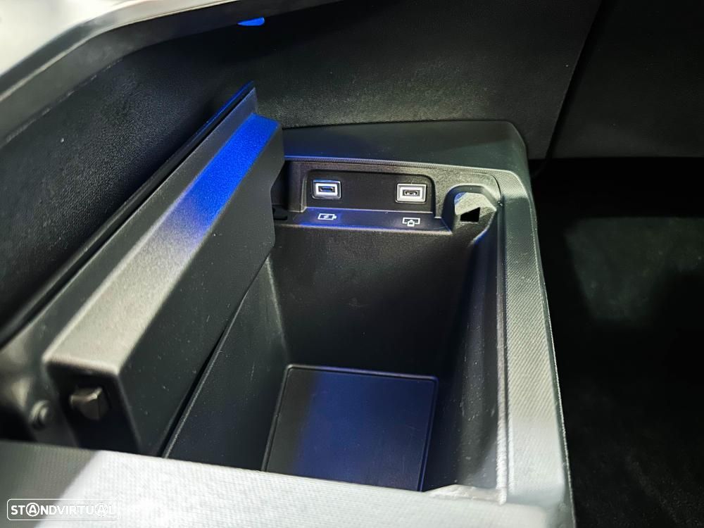 Peugeot E-3008 73 kWh Allure - 61