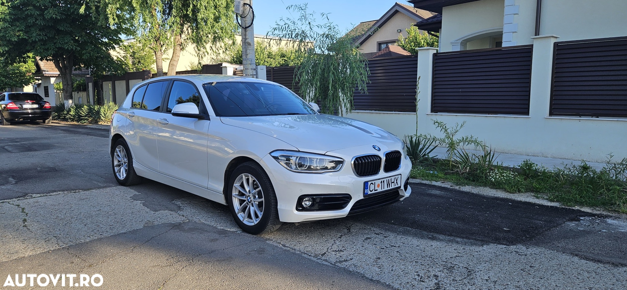 BMW Seria 1 118d Aut. Edition Metropolitan - 3