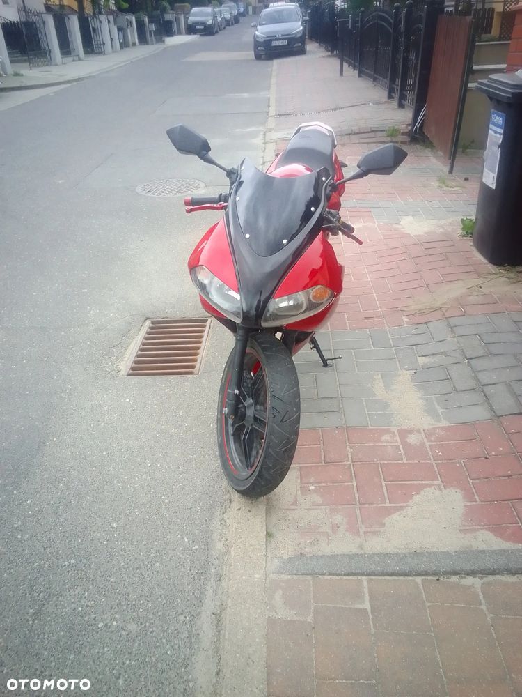 Yamaha TZR - 4