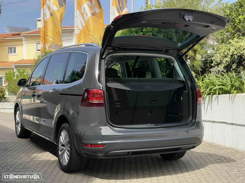 VW Sharan 2.0 TDI Blue Highline - 27