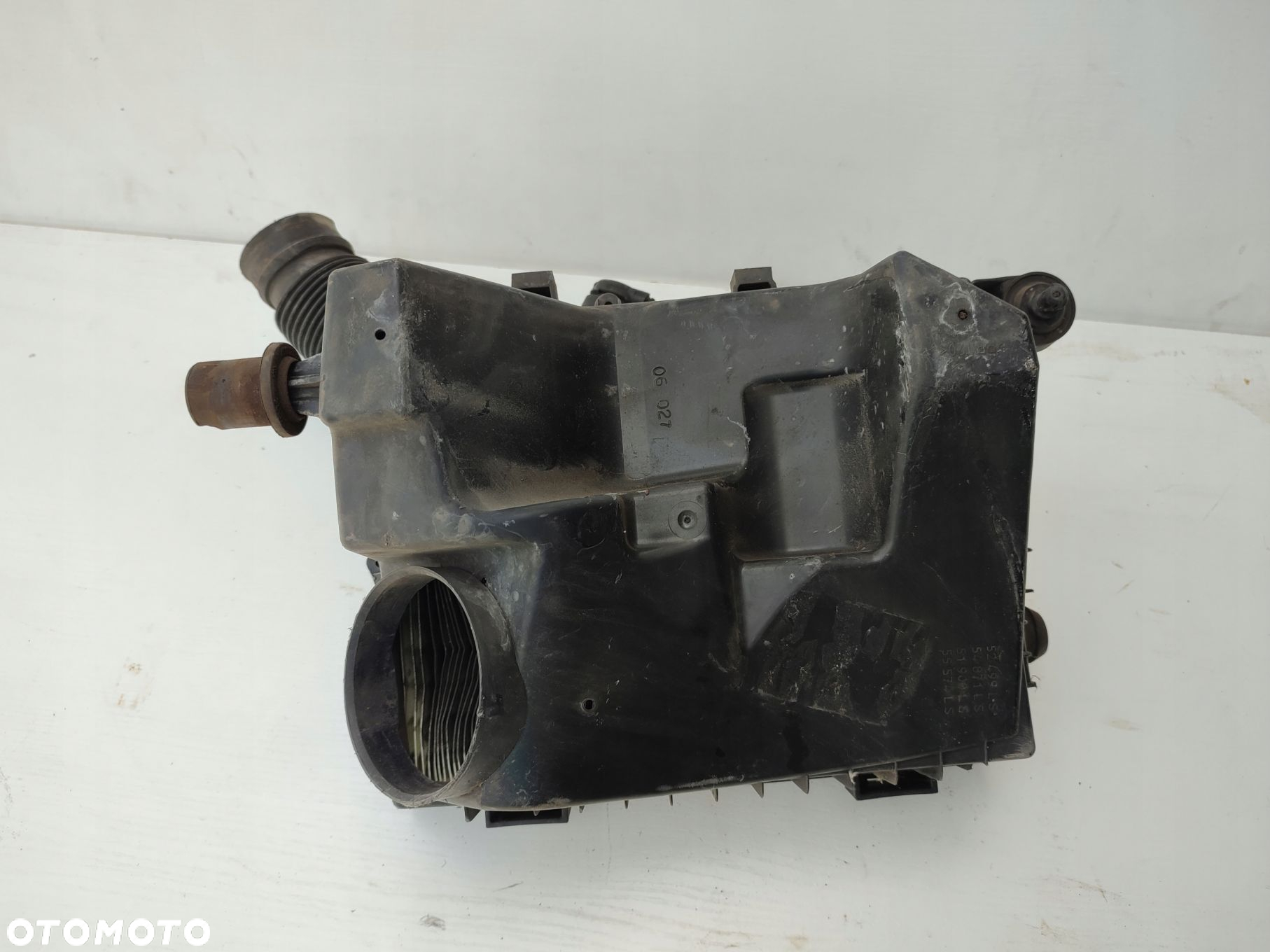Obudowa filtra powietrza przepływomierz SAAB 9.3 1.9TiD 55559780 - 6