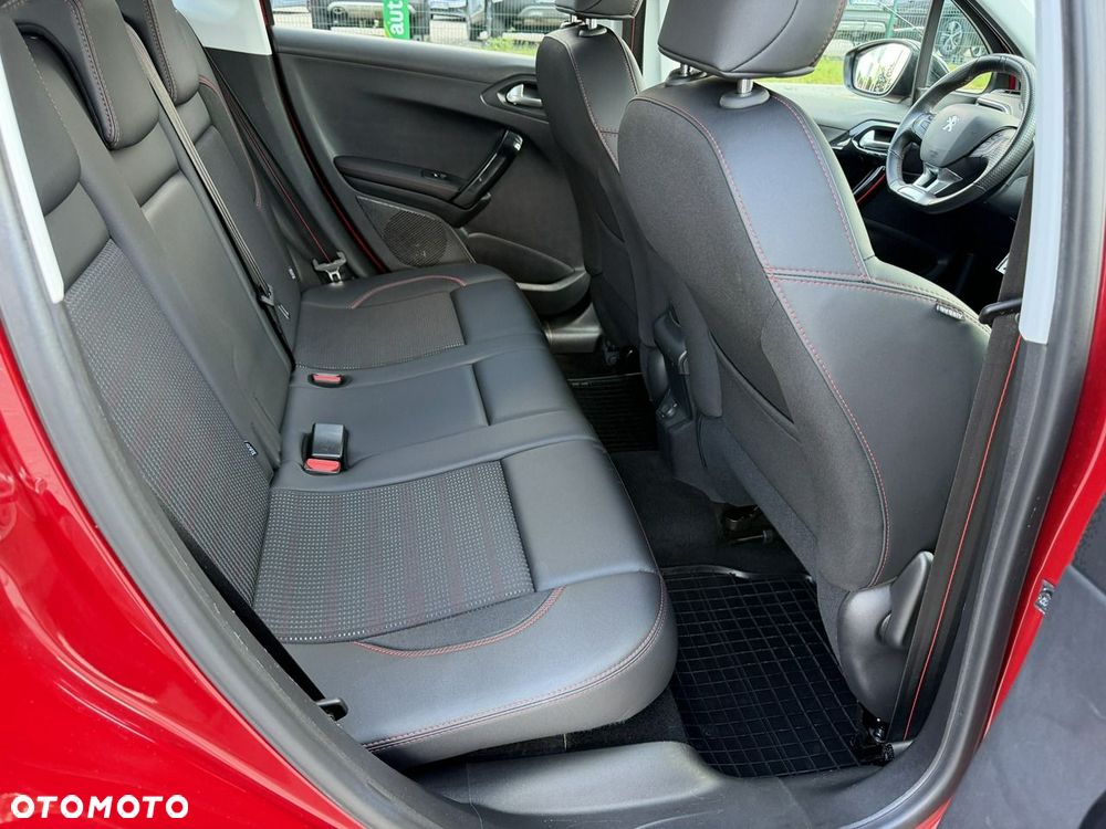 Peugeot 2008 - 32
