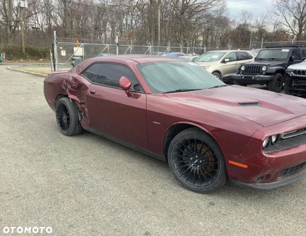 Dodge Challenger 5.7 R/T - 12