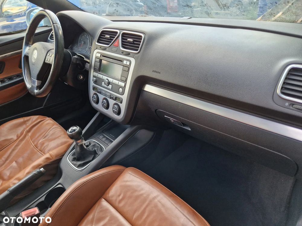 Volkswagen Eos - 13