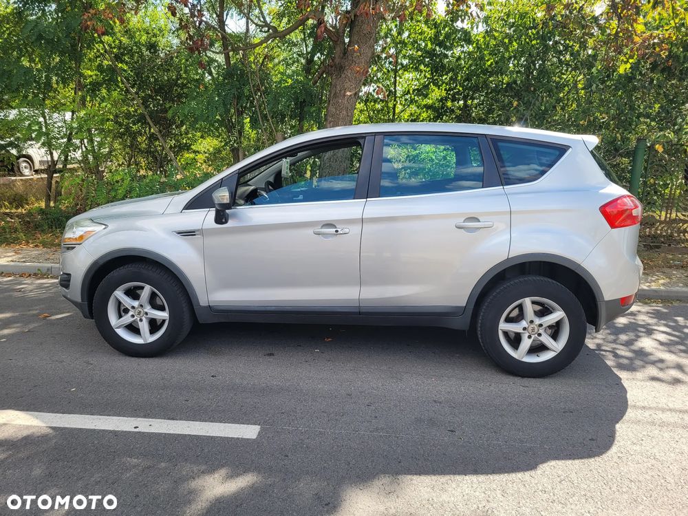 Ford Kuga 2.0 TDCi 4x4 Trend - 4