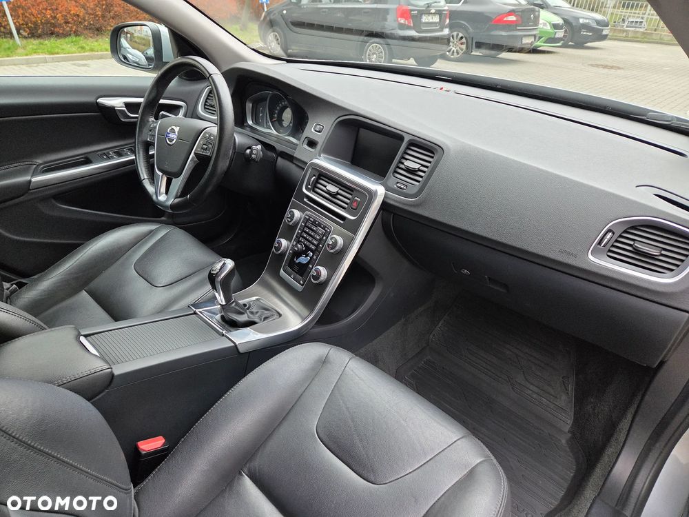 Volvo S60 D2 Drive-E Kinetic - 11