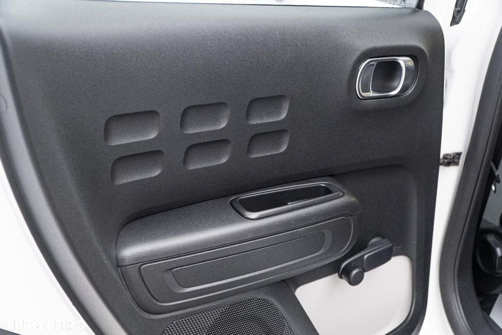 Citroën C3 1.2 PureTech S&S BVM5 Shine - 24