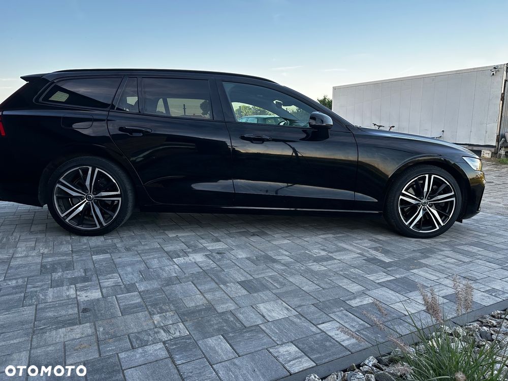 Volvo V60 T6 AWD Recharge Geartronic RDesign - 8