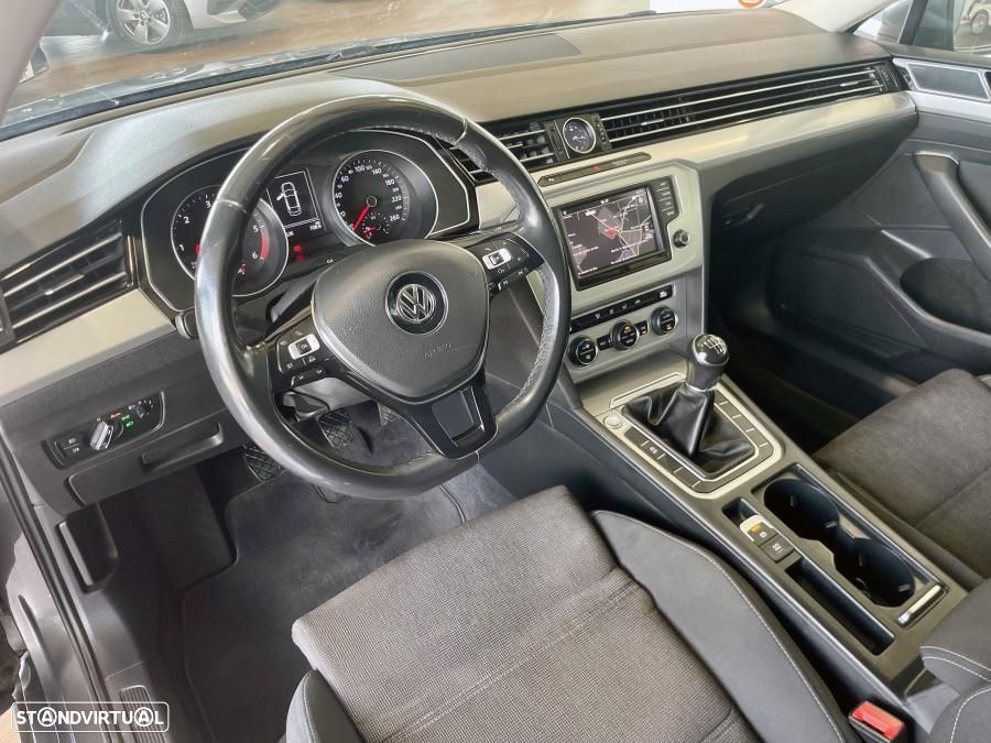 VW Passat 1.6 TDI BlueMotion - 10