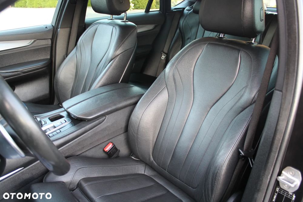 BMW X6 - 24