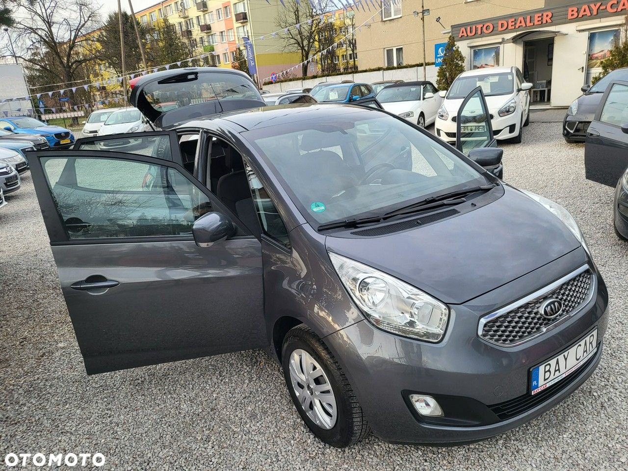 Kia Venga - 38