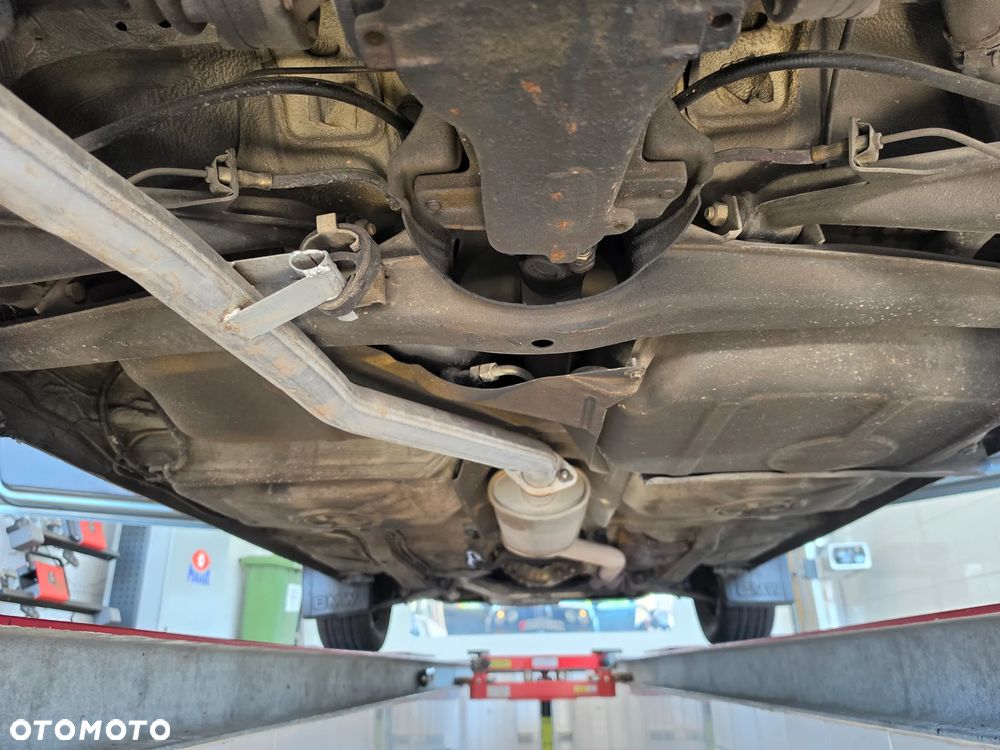 BMW Seria 3 - 37