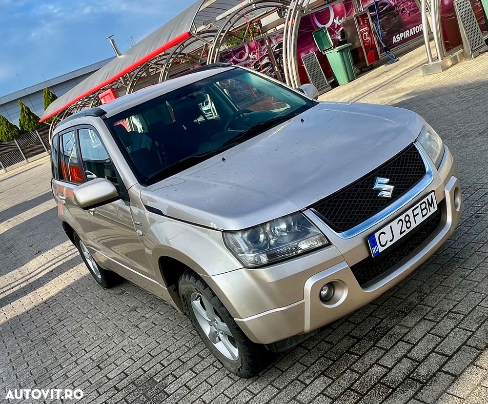 Suzuki Grand Vitara ver-220-d-4matic-aut- - 2