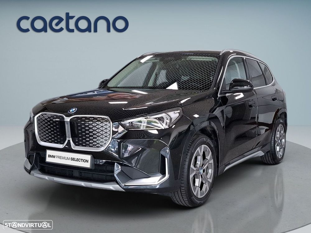 BMW iX1 eDrive20 - 1