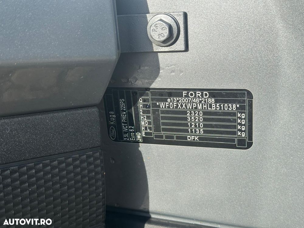 Ford Kuga 2.5 Duratec PHEV Titanium X - 39