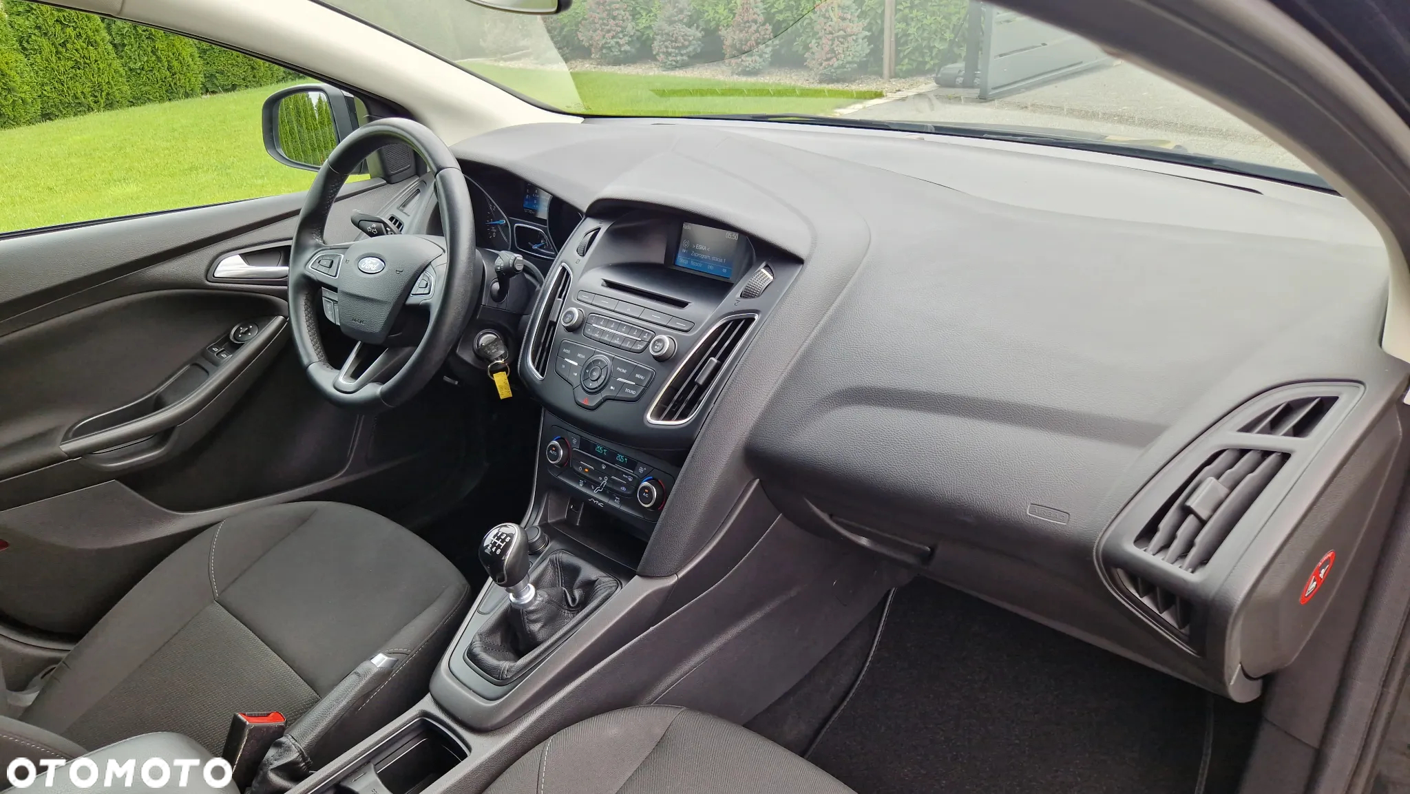 Ford Focus Turnier 1.0 EcoBoost Start-Stopp-System TITANIUM - 22