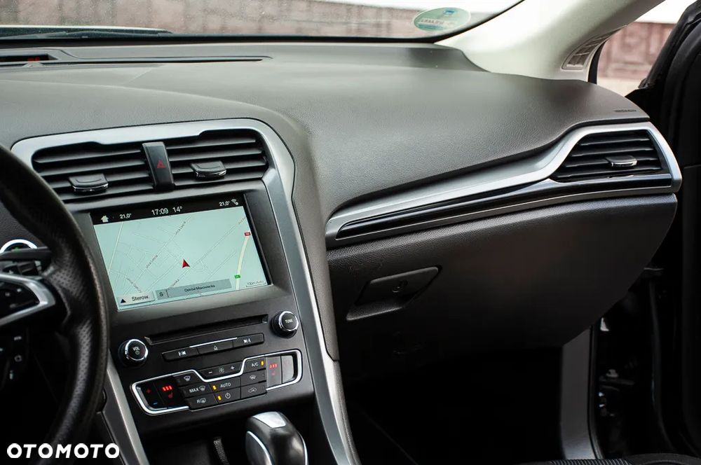 Ford Mondeo SW 2.0 TDCi ST-Line PowerShift - 24