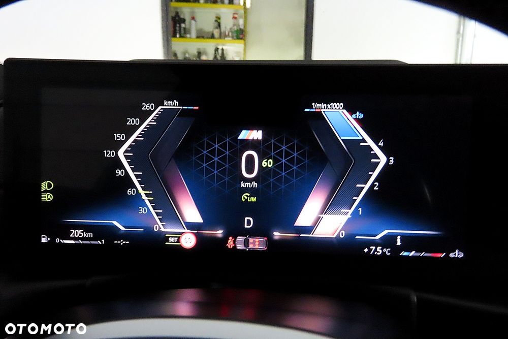 BMW Seria 3 320d xDrive M Sport Sport - 32