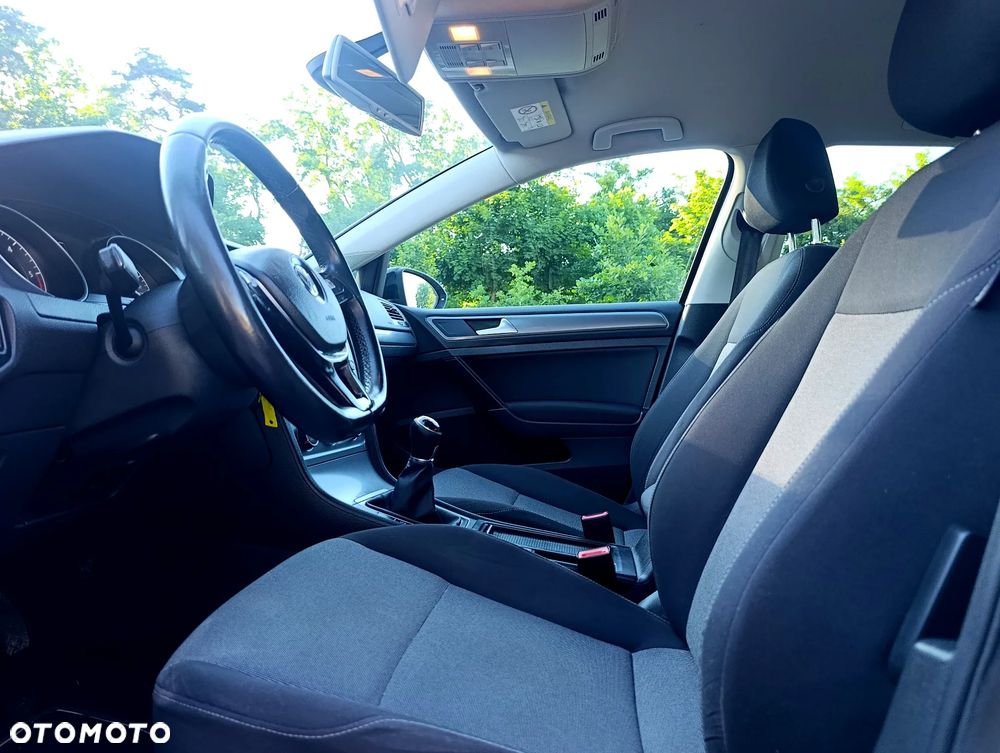 Volkswagen Golf 1.6 TDI BlueMotion Technology Comfortline - 10