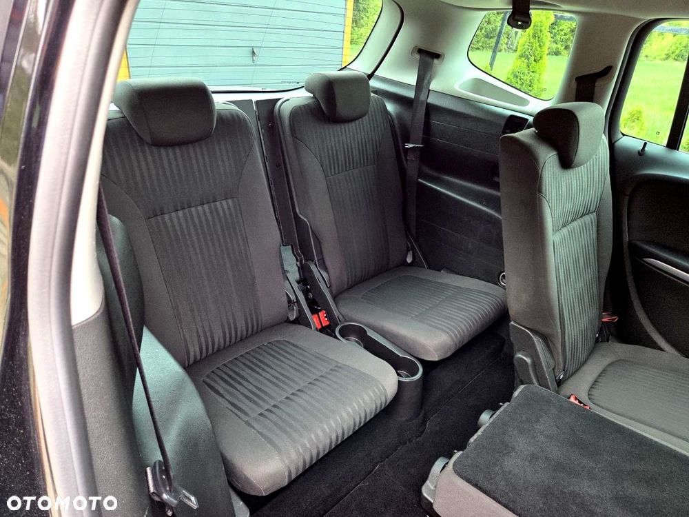 Opel Zafira - 22