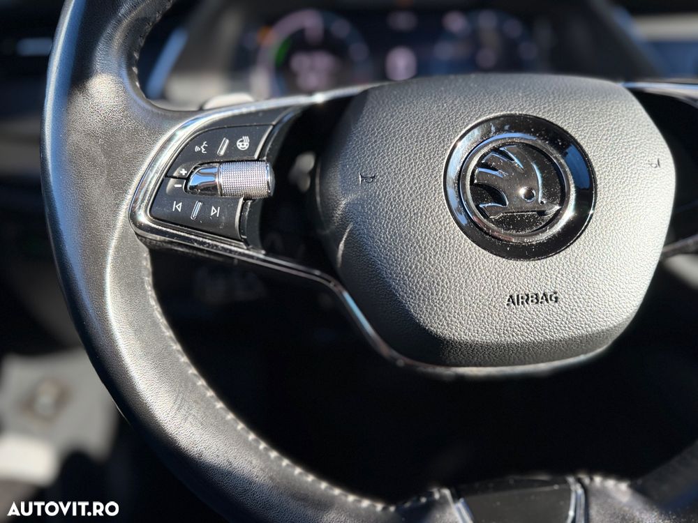 Skoda Octavia 1.4 TSI DSG Style - 6