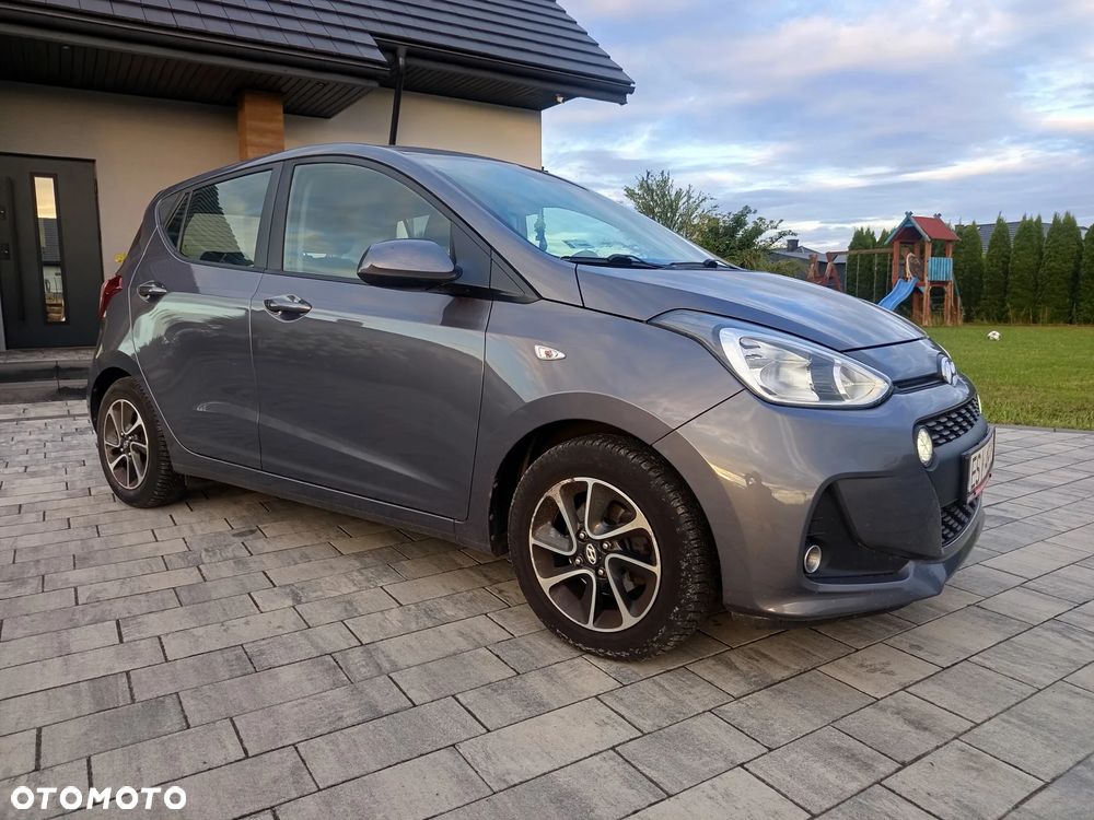 Hyundai i10 1.0 - 21