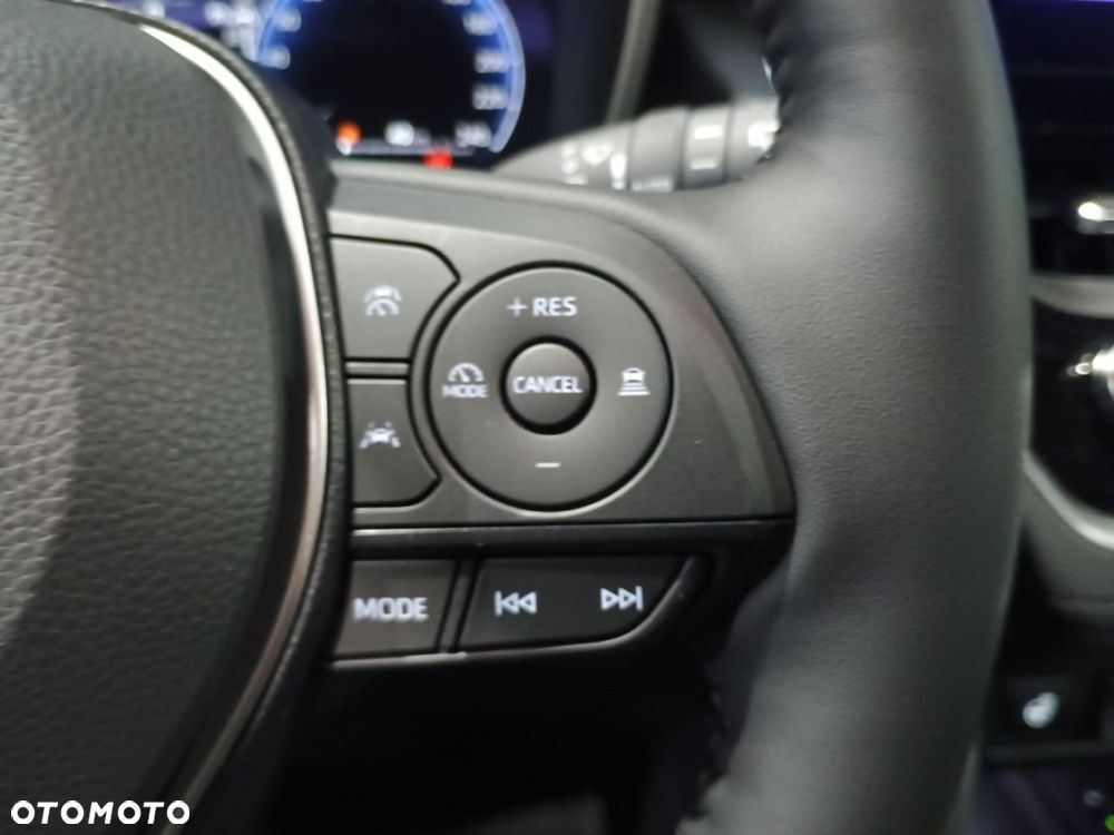 Toyota Corolla Cross 2.0 Hybrid Executive AWD - 19