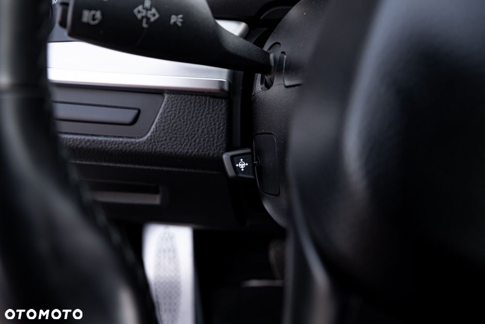 BMW Seria 5 535d xDrive Sport-Aut - 33