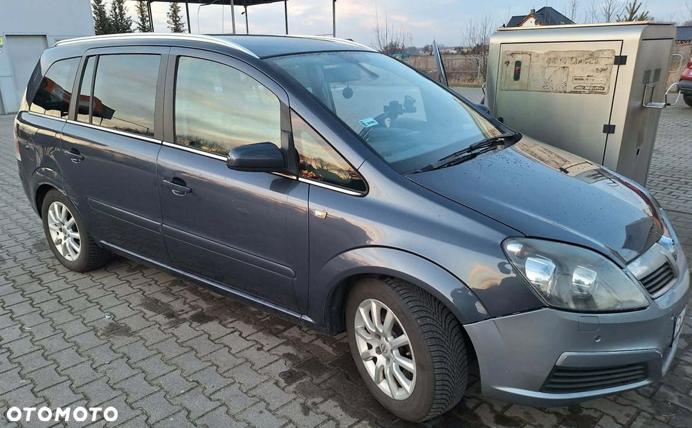 Opel Zafira 1.9 CDTI Enjoy - 9