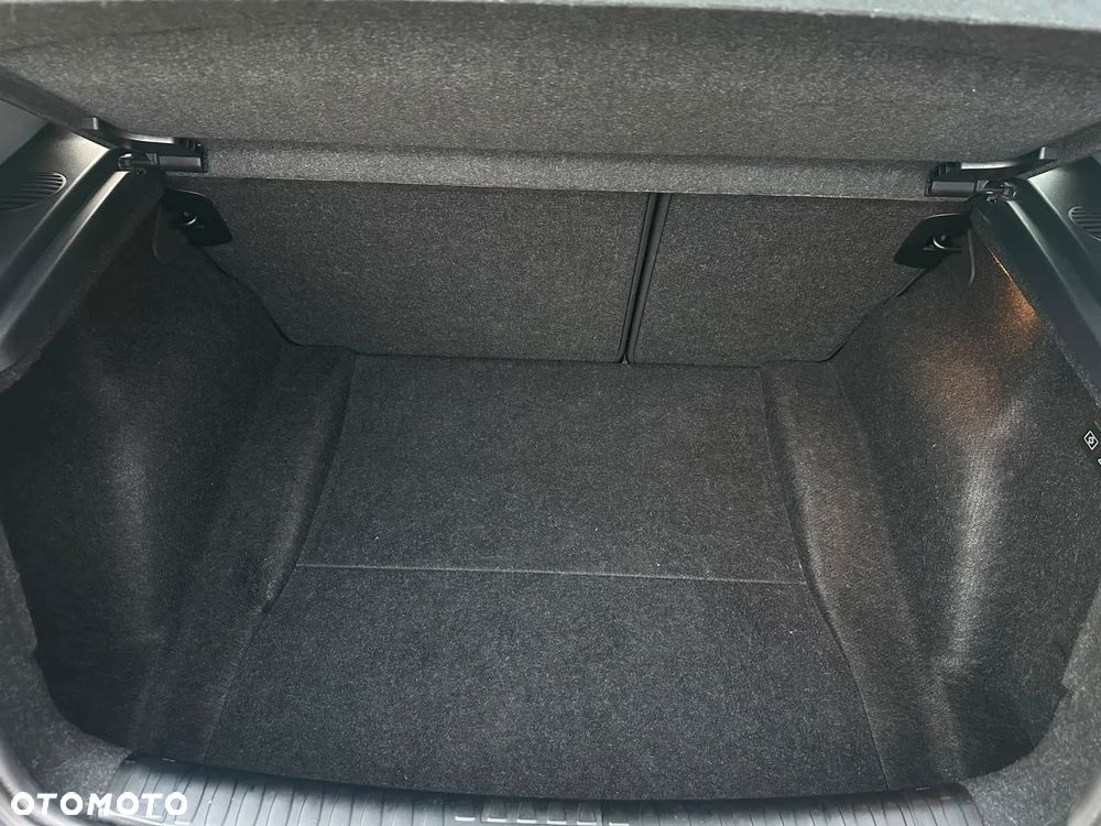 BMW Seria 1 - 31