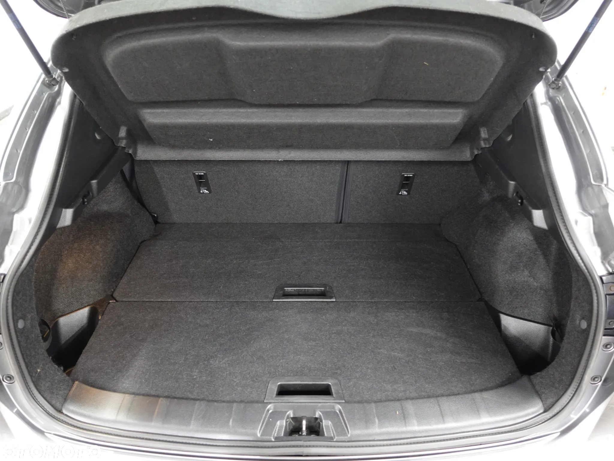 Nissan Qashqai 1.6 DCi N-Connecta Xtronic EU6 - 24