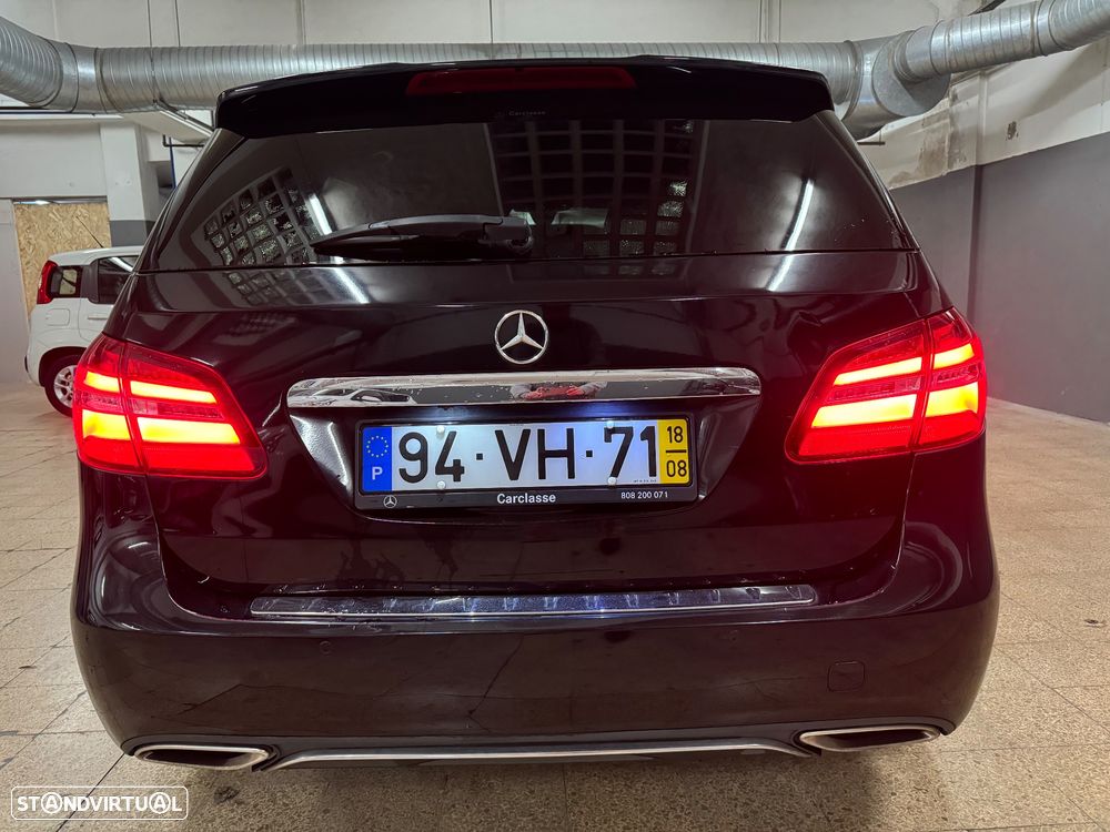 Mercedes-Benz B 180 d Urban - 12