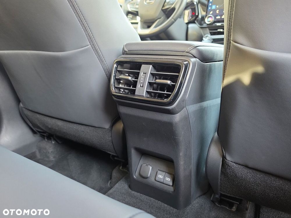 Lexus NX 350h Prestige AWD - 28