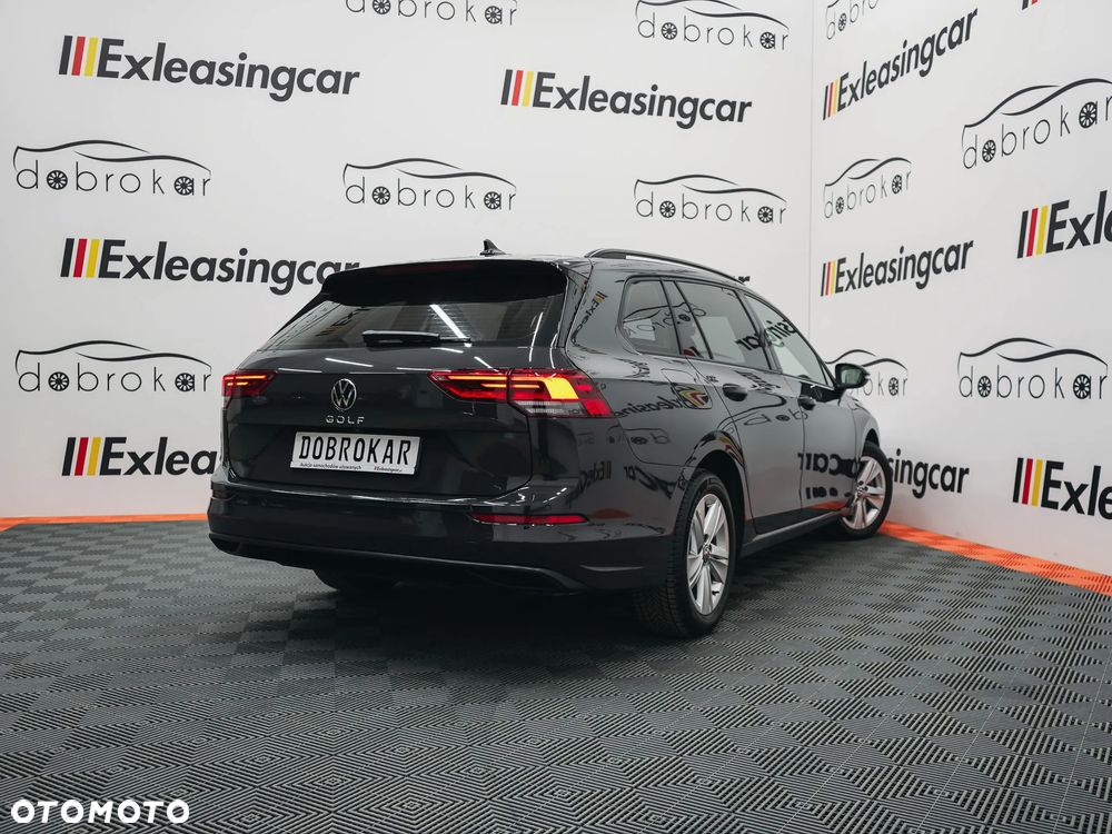 Volkswagen Golf Variant - 8