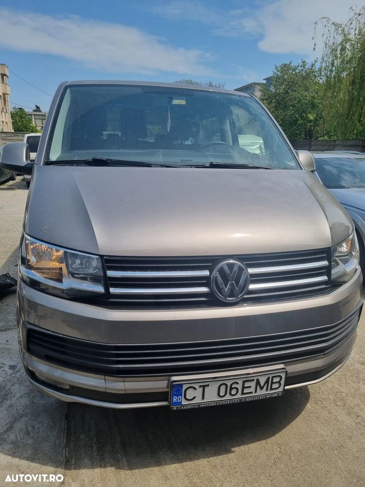 Volkswagen Caravelle - 6
