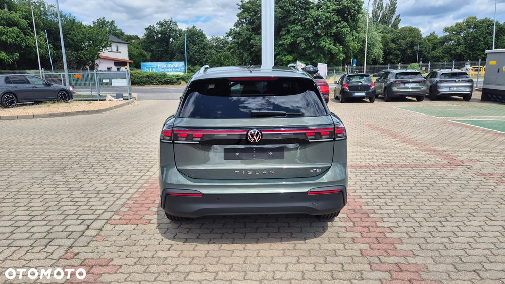 Volkswagen Tiguan 1.5 eTSI Life Plus DSG - 4