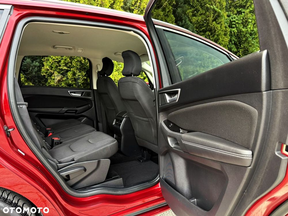 Ford S-Max - 38