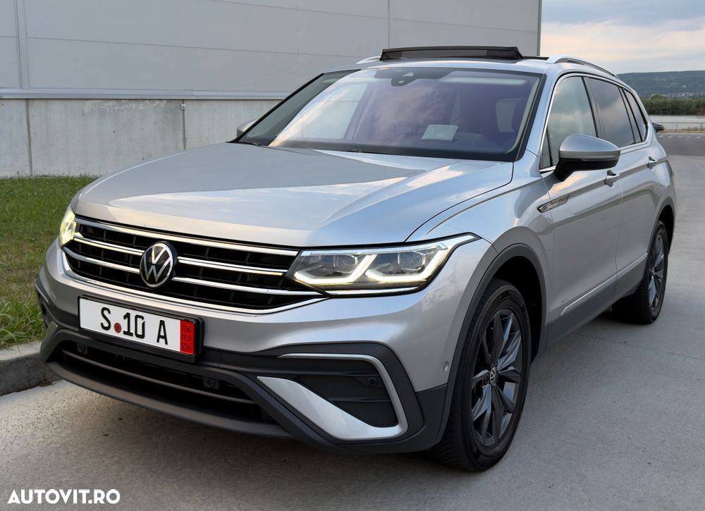 Volkswagen Tiguan 2.0 TDI SCR 4MOTION DSG Elegance - 36