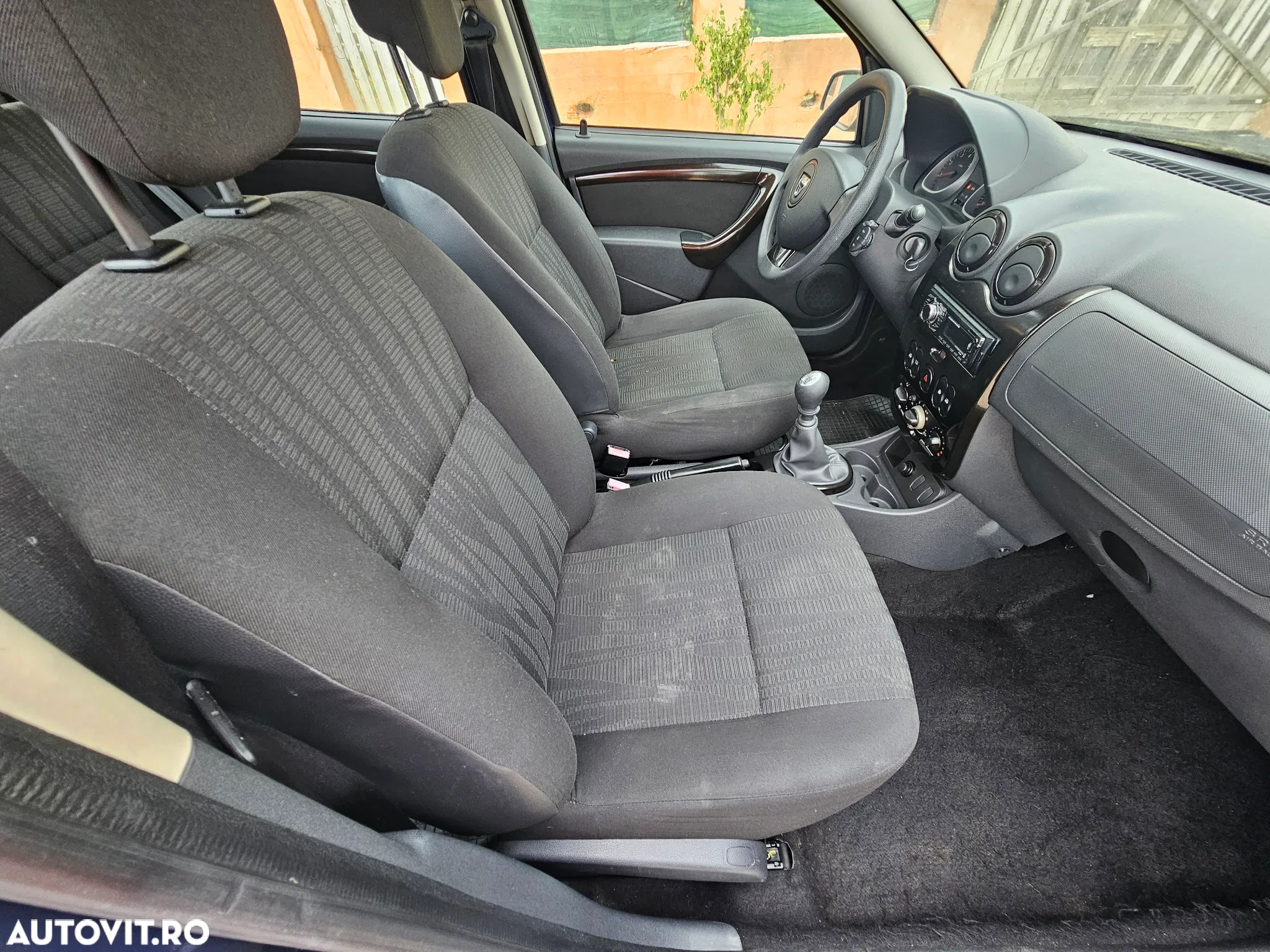 Dacia Duster 1.5 dCi 4x2 Laureate - 15