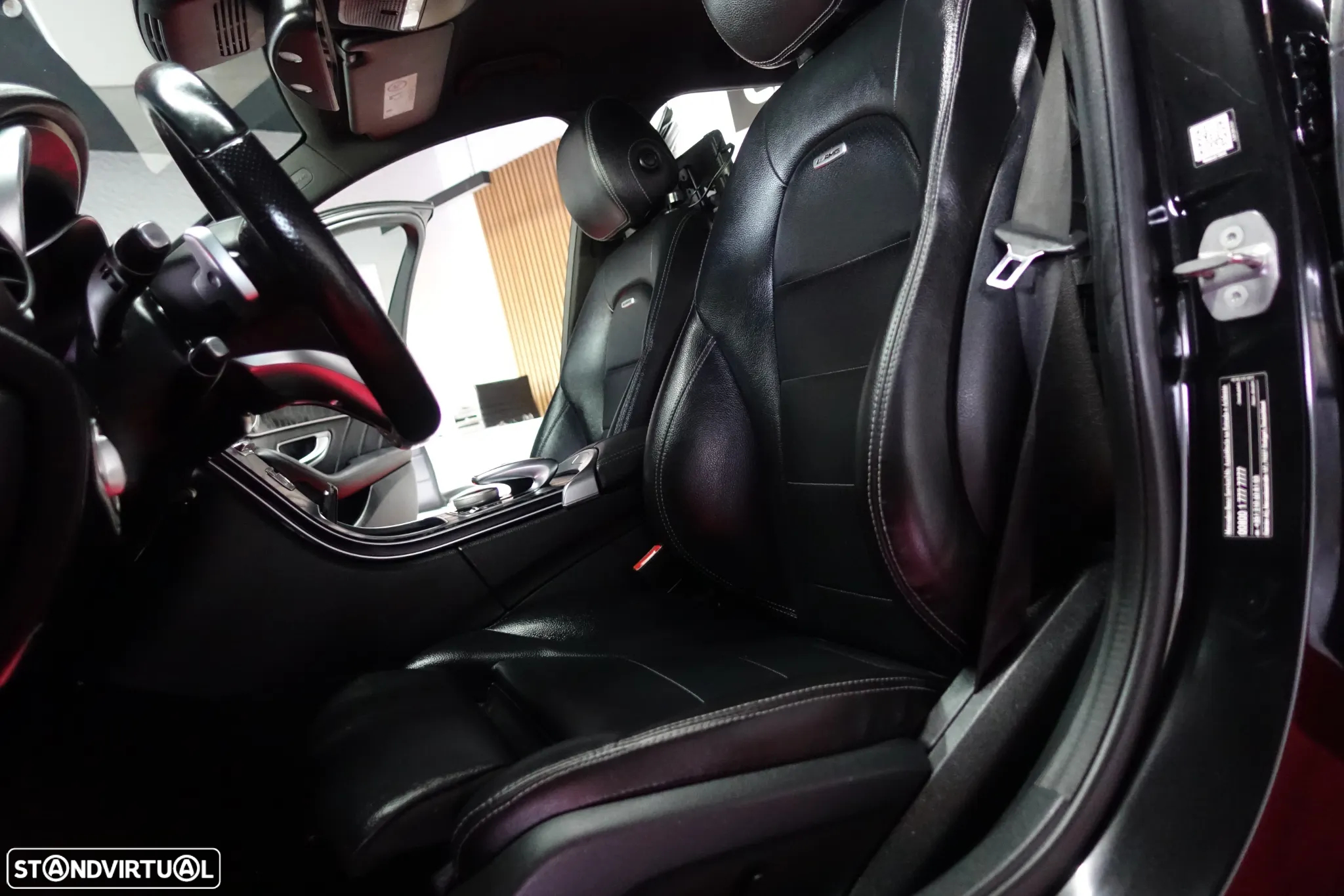 Mercedes-Benz C 300 h AMG Line - 42