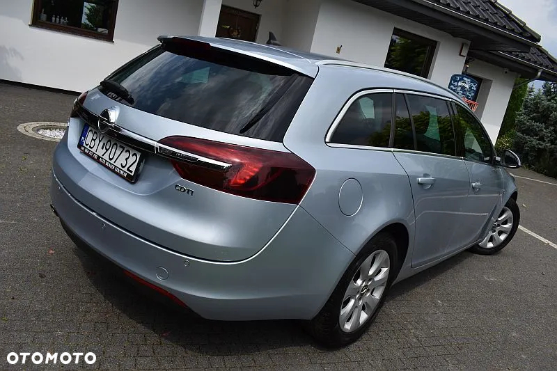 Opel Insignia Sports Tourer 2.0 Diesel Exclusive - 4